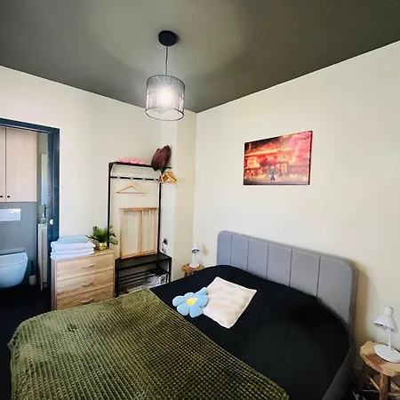 T2 Neuf Rdc, Terrasse, Parking Prive, Calme דירה